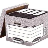 Contenedor de archivos Fellowes Bankers Box de montaje automático en color gris apilado en estantería de oficina